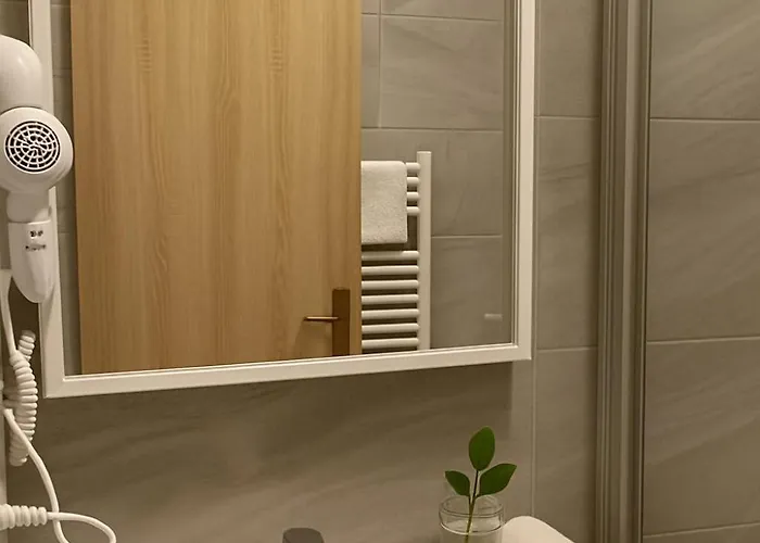 New For Relax Brandys U Prahy *